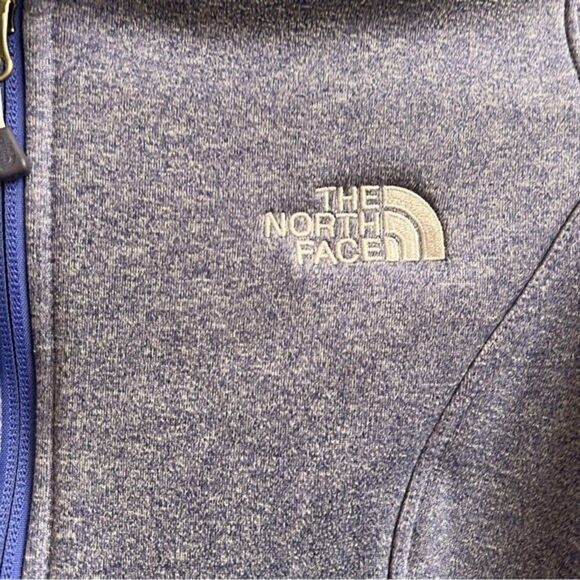 The North Face Zip Up purple sweater jacket XS - Picture 3 of 6